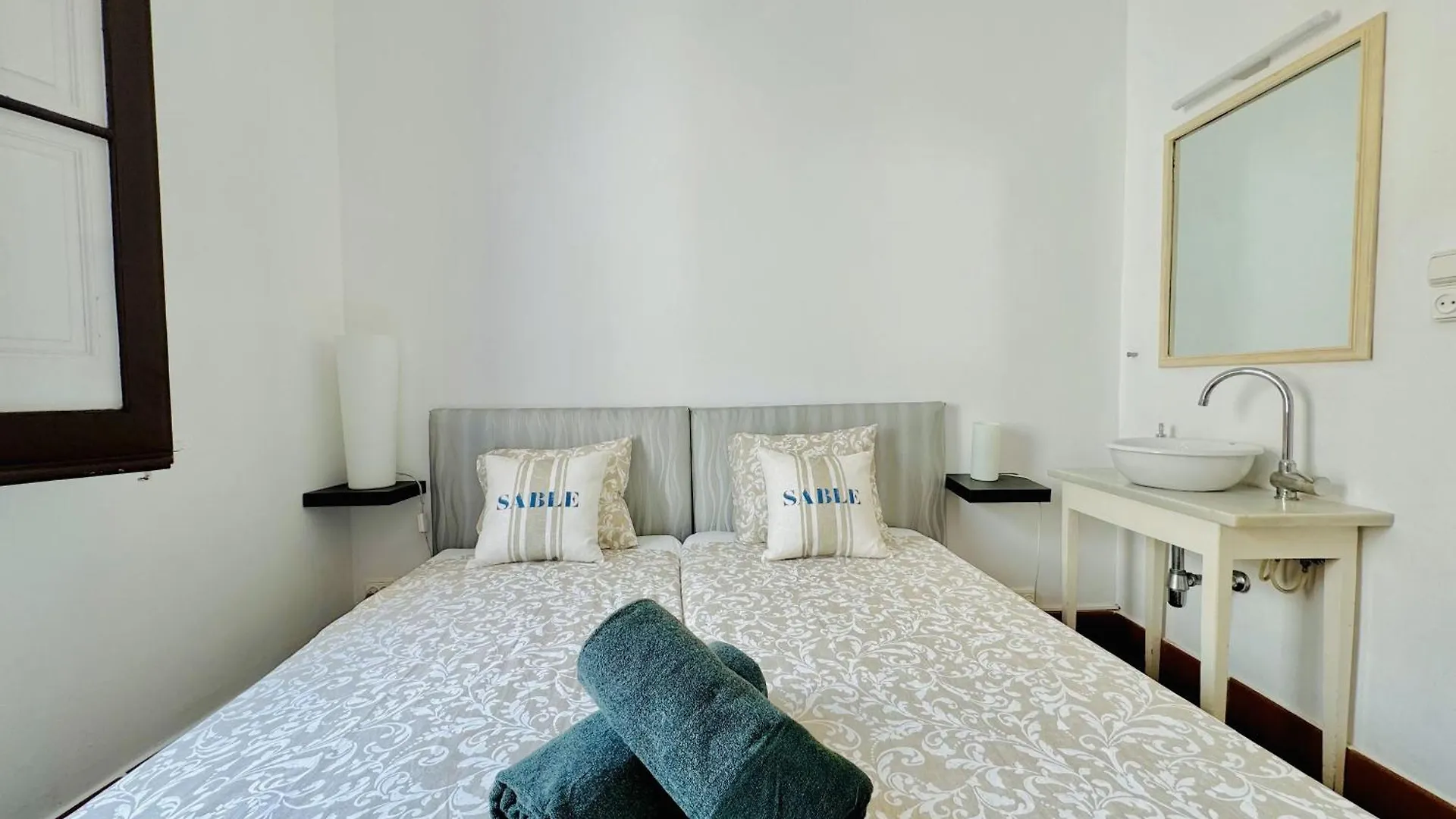 Apartamento A Pie De Playa Sitges 0*,